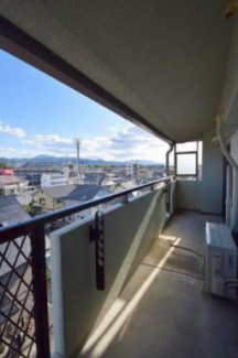 【バルコニー】