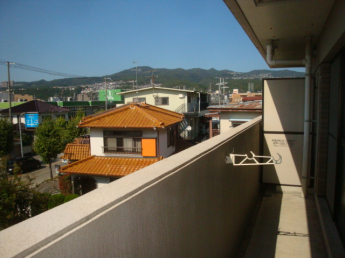 【バルコニー】