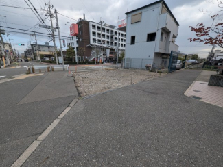 【前面道路含む現地写真】
