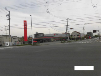 愛媛銀行石井支店まで917m