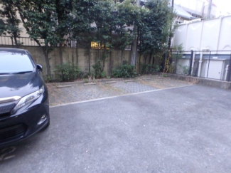 駐車場に車を止められます