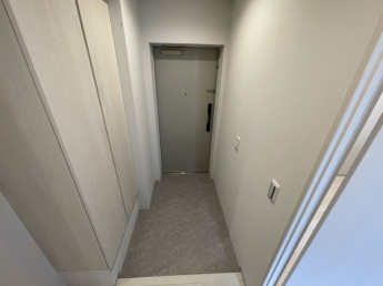 毎日通る玄関はこちらです