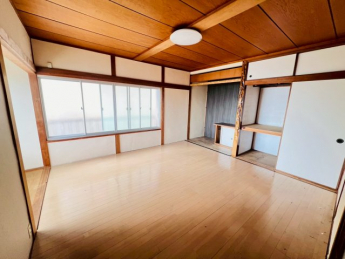 【居間・リビング】