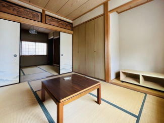 和室、ちょっとしたくつろぎスペースにいかがでしょうか