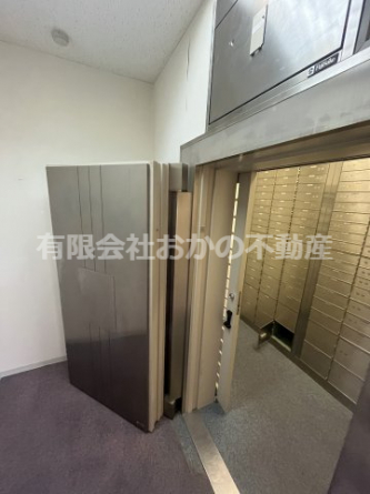 中はこのようになっています