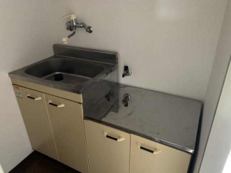 松山市東長戸３丁目のアパートの画像