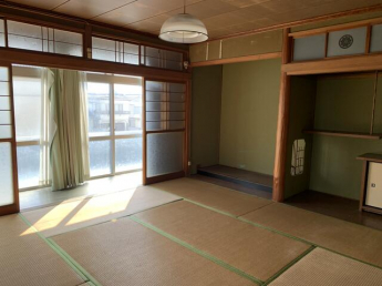 松山市雄郡２丁目の住宅付店舗一戸建ての画像