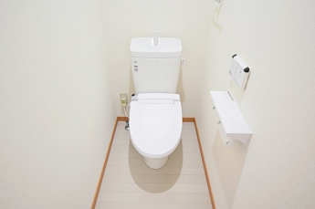 ★温水洗浄便座付きで快適です。