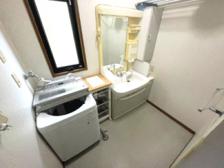 高島市鴨川平3丁目中古戸建の画像