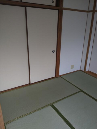 新川ハイツの画像