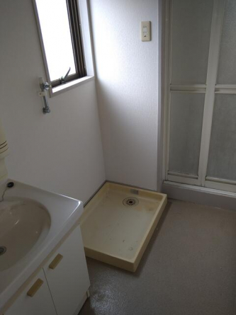 新川ハイツの画像