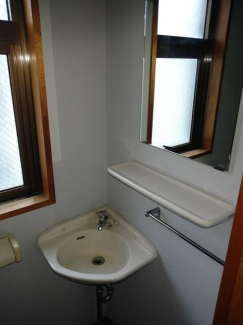 新川ハイツの画像