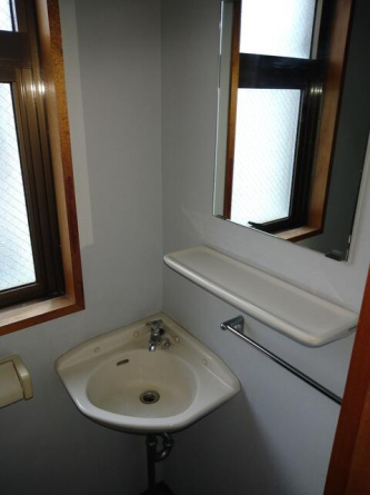 新川ハイツの画像