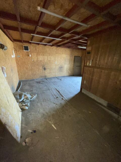 伊予市下吾川の倉庫の画像