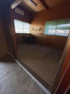 伊予市下吾川の倉庫の画像