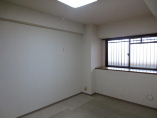 松山市立花３丁目の中古マンションの画像