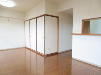 松山市立花３丁目の中古マンションの画像