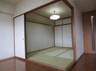 松山市立花３丁目の中古マンションの画像