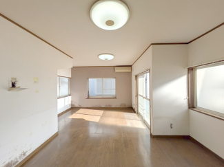 【居間・リビング】