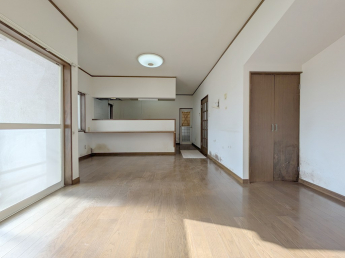 【居間・リビング】