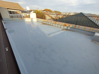 星和台3戸建ての画像