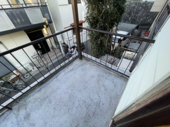 【バルコニー】