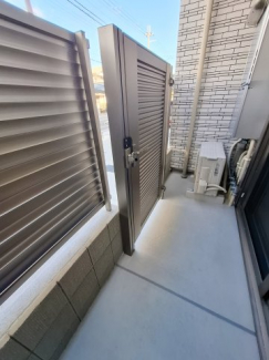 【バルコニー】