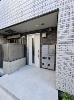 【エントランス】