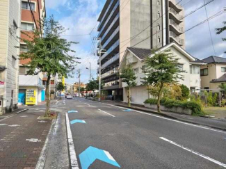 前面道路含む写真
