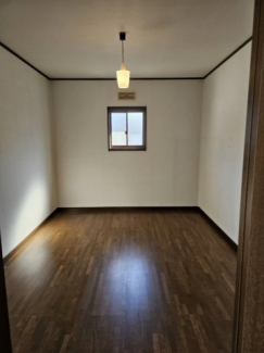 2階にある6帖の納戸です！