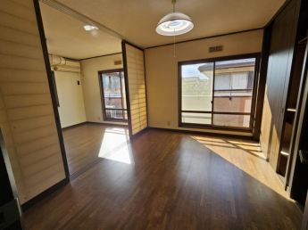 洋室6帖は2間続きになっています