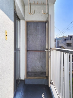 バルコニーの収納