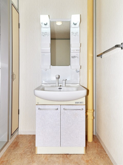 洗髪洗面化粧台