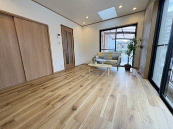 【居間・リビング】