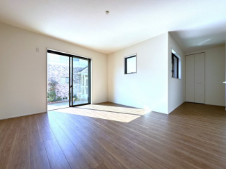 【居間・リビング】