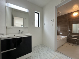 【独立洗面台】