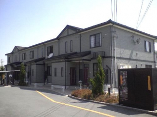 落ち着いた雰囲気の外観です