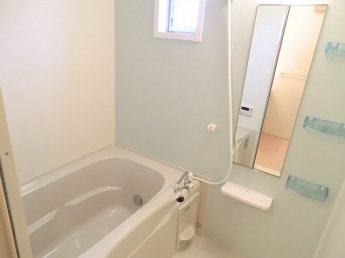 日々の疲れを癒すお風呂付です