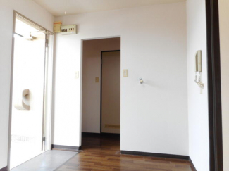 愛知郡愛荘町長野のアパートの画像