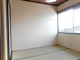 愛知郡愛荘町長野のアパートの画像