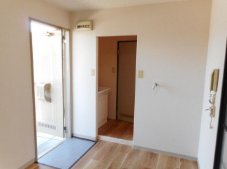 愛知郡愛荘町長野のアパートの画像