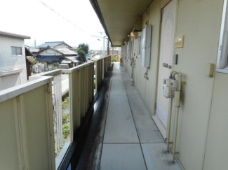 愛知郡愛荘町長野のアパートの画像