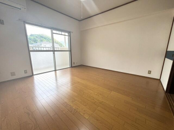 新宅ビルの画像