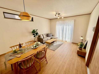 ＬＤＫ全体を明るく・開放感のある空間です♪