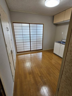 落ち着いた雰囲気の色合いです