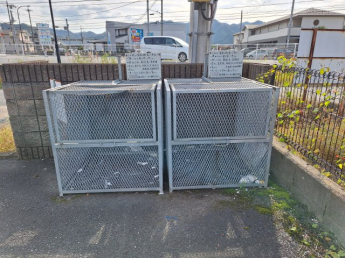 ごみステーション（敷地内）
