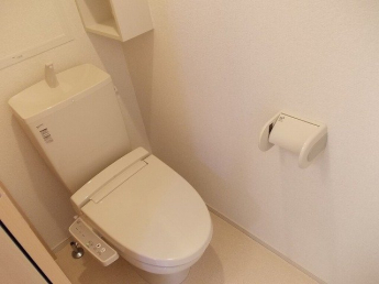 シンプルで使いやすいトイレです