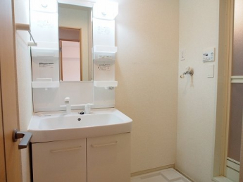 広い洗面スペース