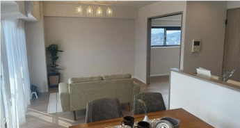 松山市萱町５丁目の中古マンションの画像