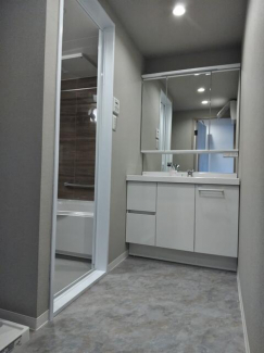 松山市萱町５丁目の中古マンションの画像